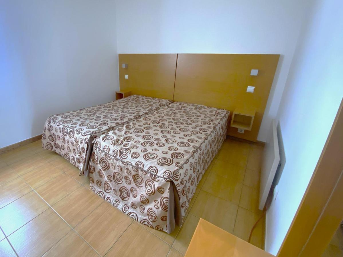 Na Crista Da Onda Hotel Назаре Екстериор снимка