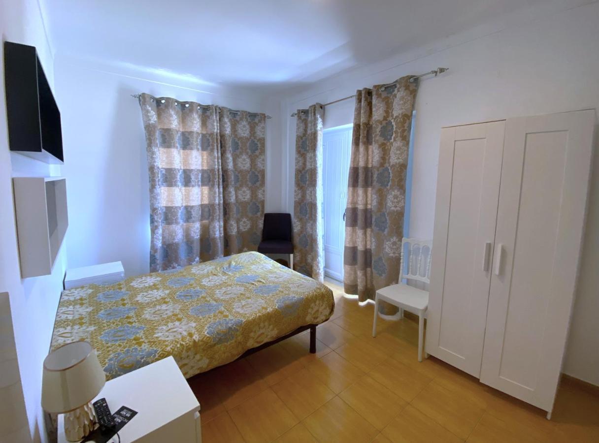 Na Crista Da Onda Hotel Назаре Екстериор снимка