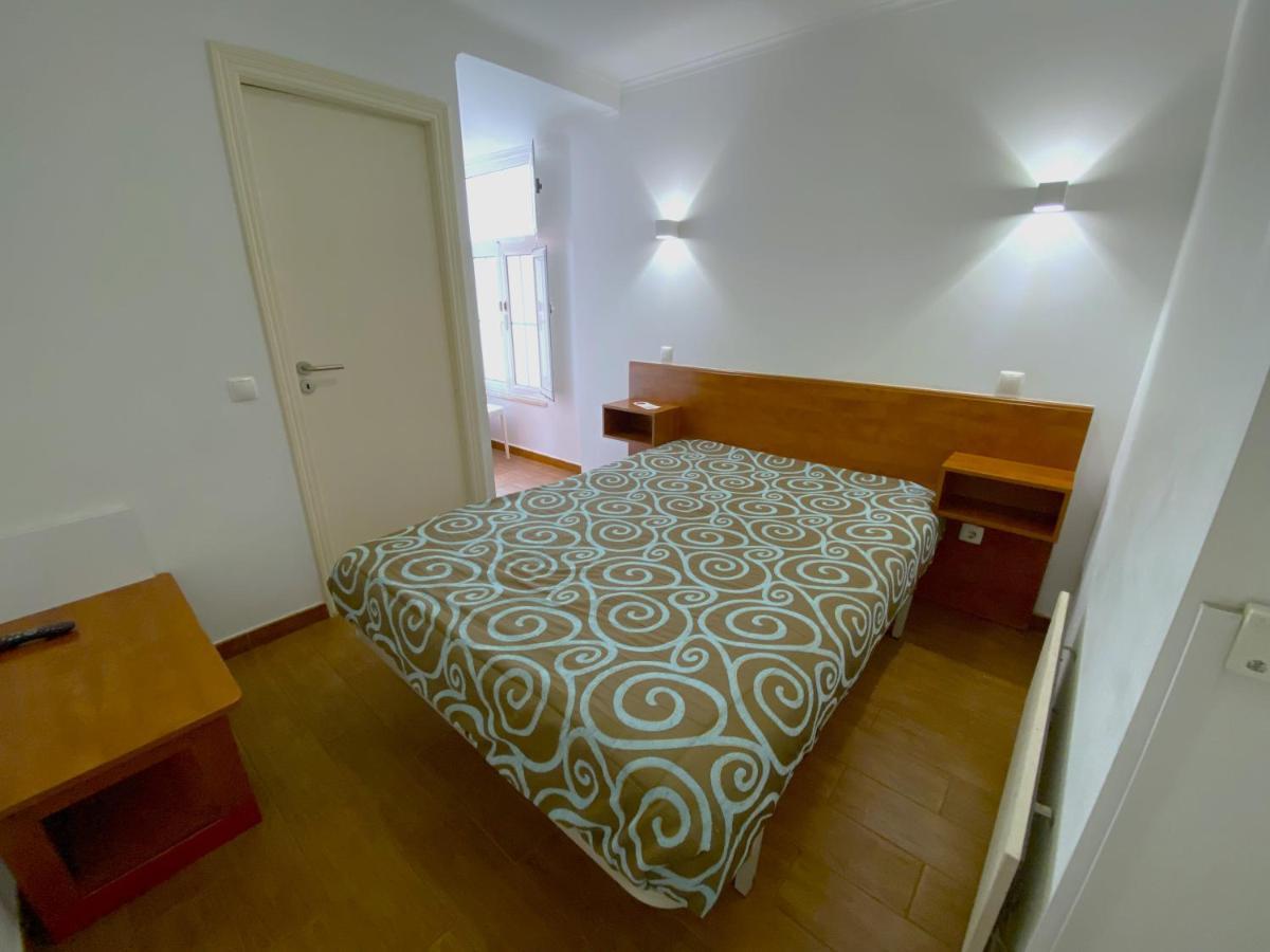 Na Crista Da Onda Hotel Назаре Екстериор снимка