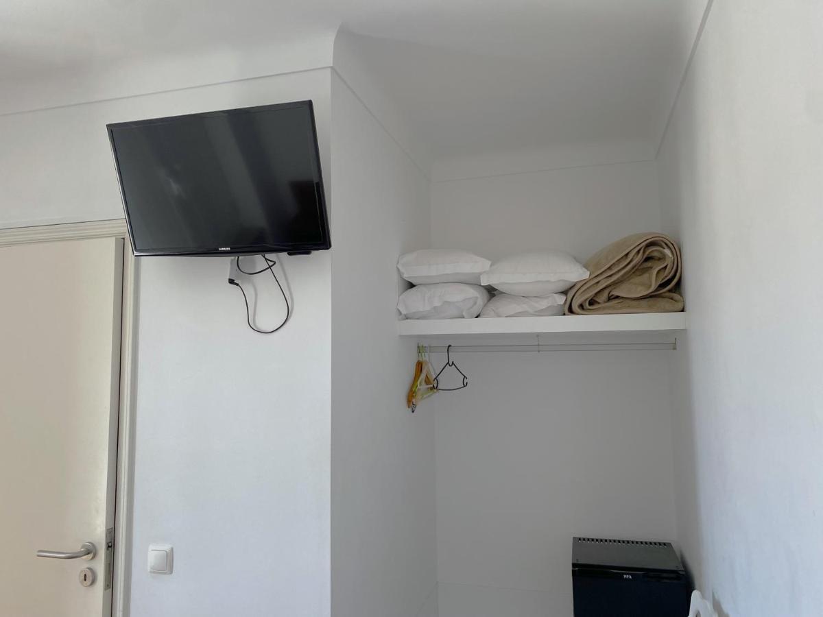 Na Crista Da Onda Hotel Назаре Екстериор снимка