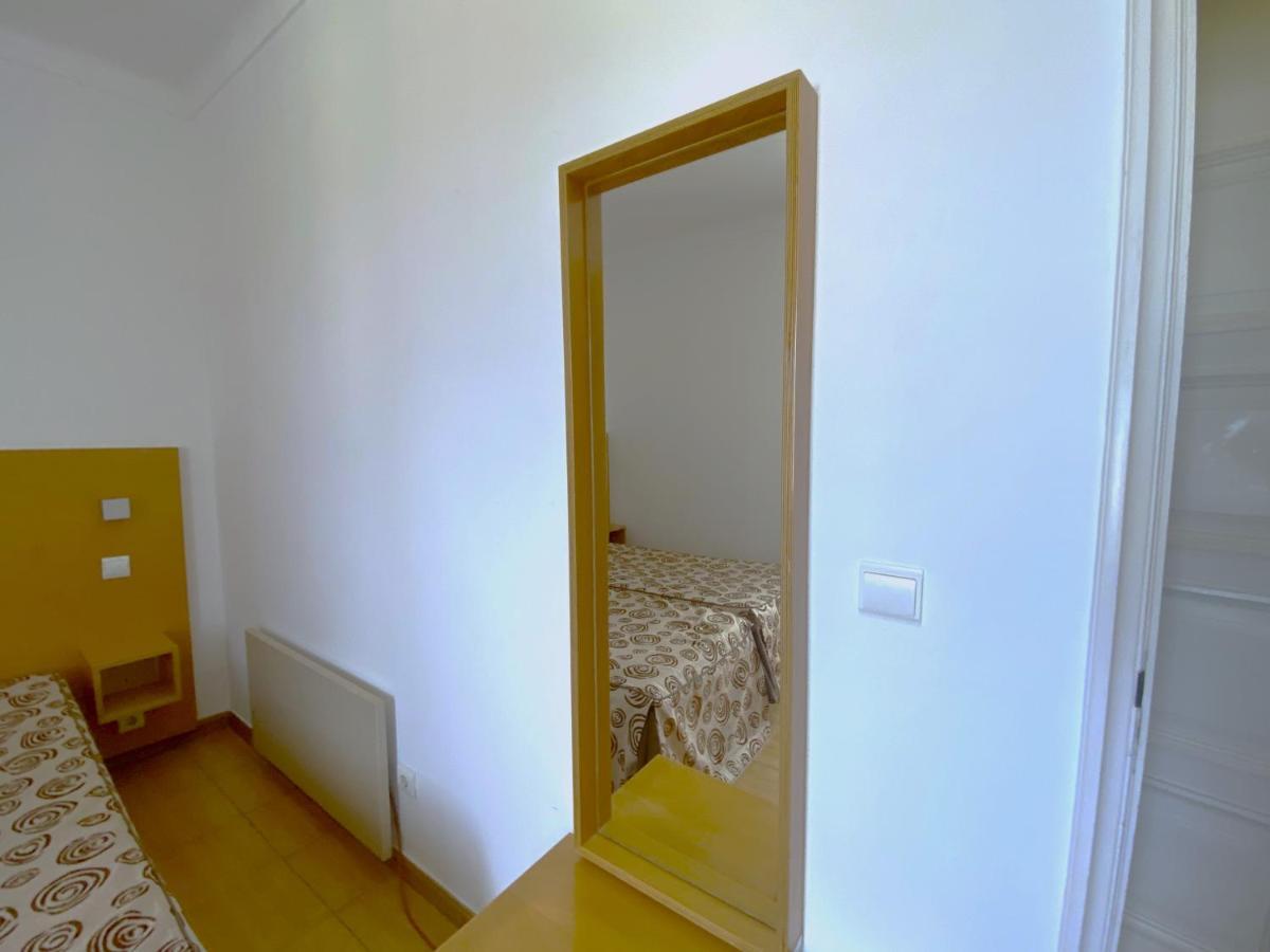 Na Crista Da Onda Hotel Назаре Екстериор снимка
