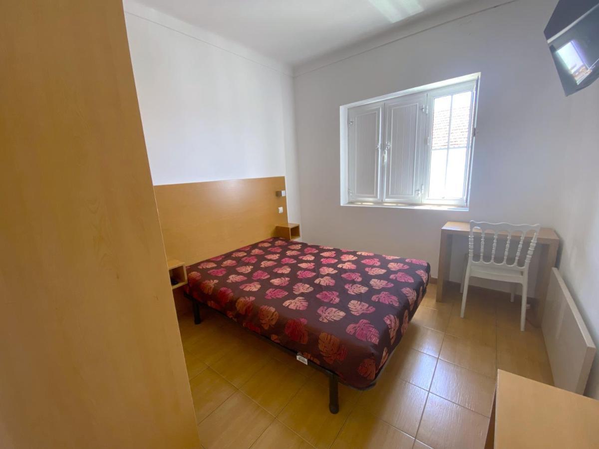 Na Crista Da Onda Hotel Назаре Екстериор снимка