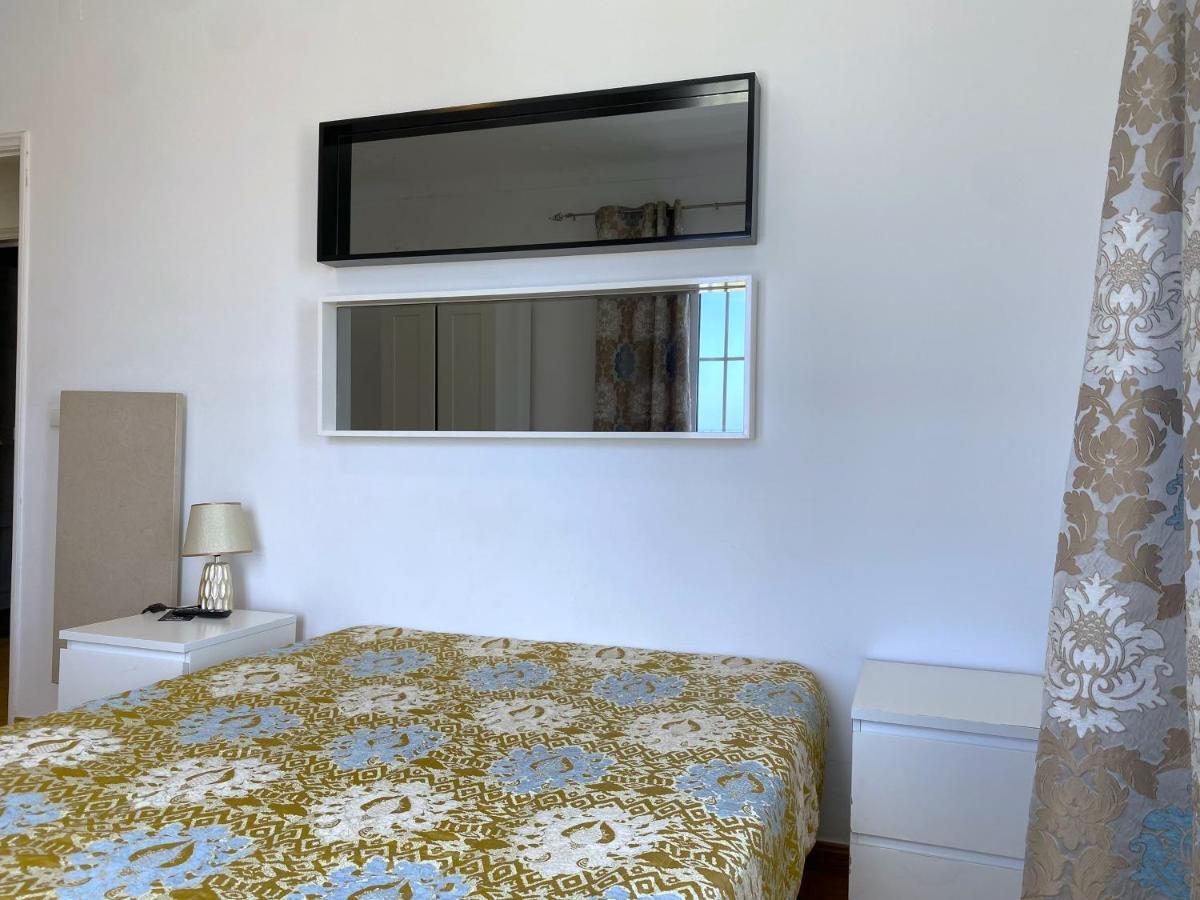 Na Crista Da Onda Hotel Назаре Екстериор снимка
