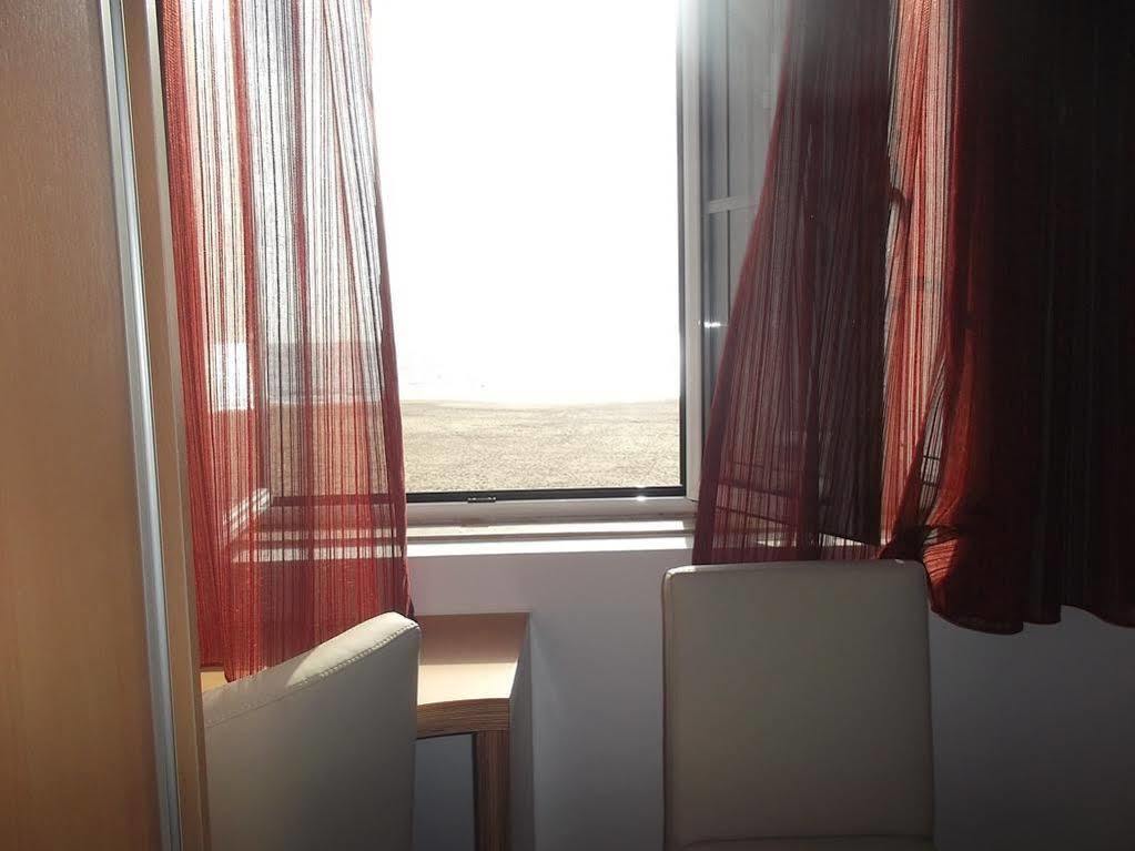 Na Crista Da Onda Hotel Назаре Екстериор снимка